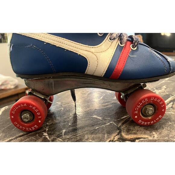 Vintage 1970s Fireball Outdoor Shoe Skates by Roller Derby Blue Size 6 - NICE!! - Picture 4 of 5